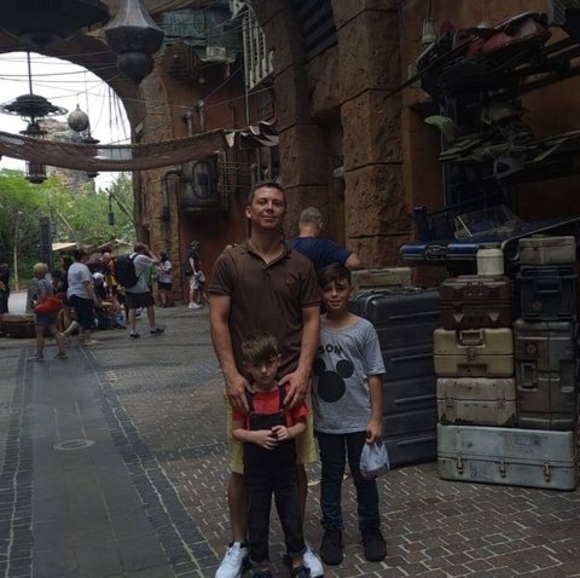 Meet your Posher, Felipe - Picture 1 of 1